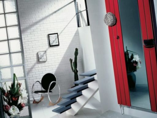 Feng Shui tükör a folyosón, harmonikus kialakítással tükör a folyosón